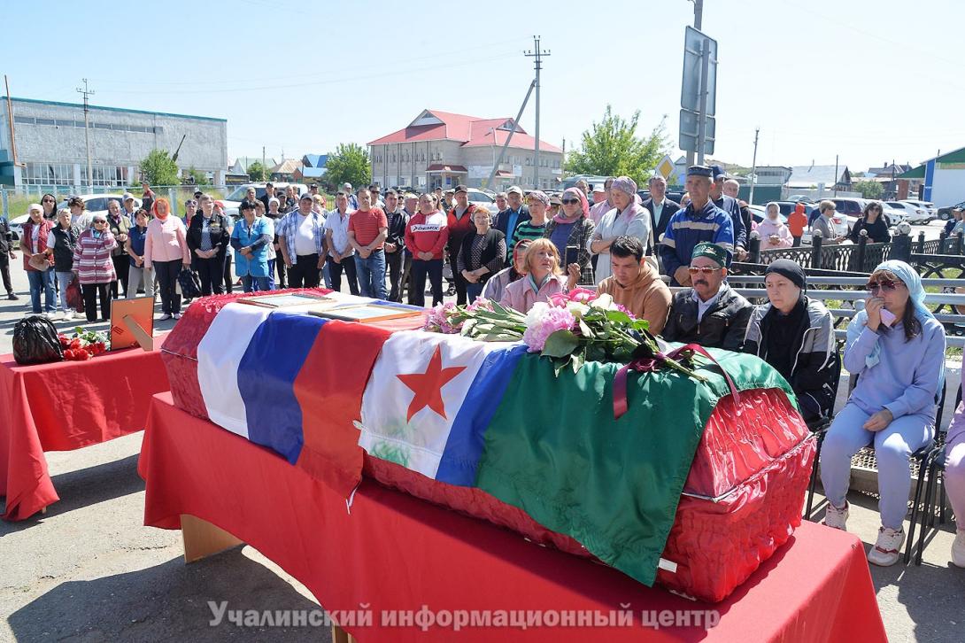 Бижанов Альберт Наилевич